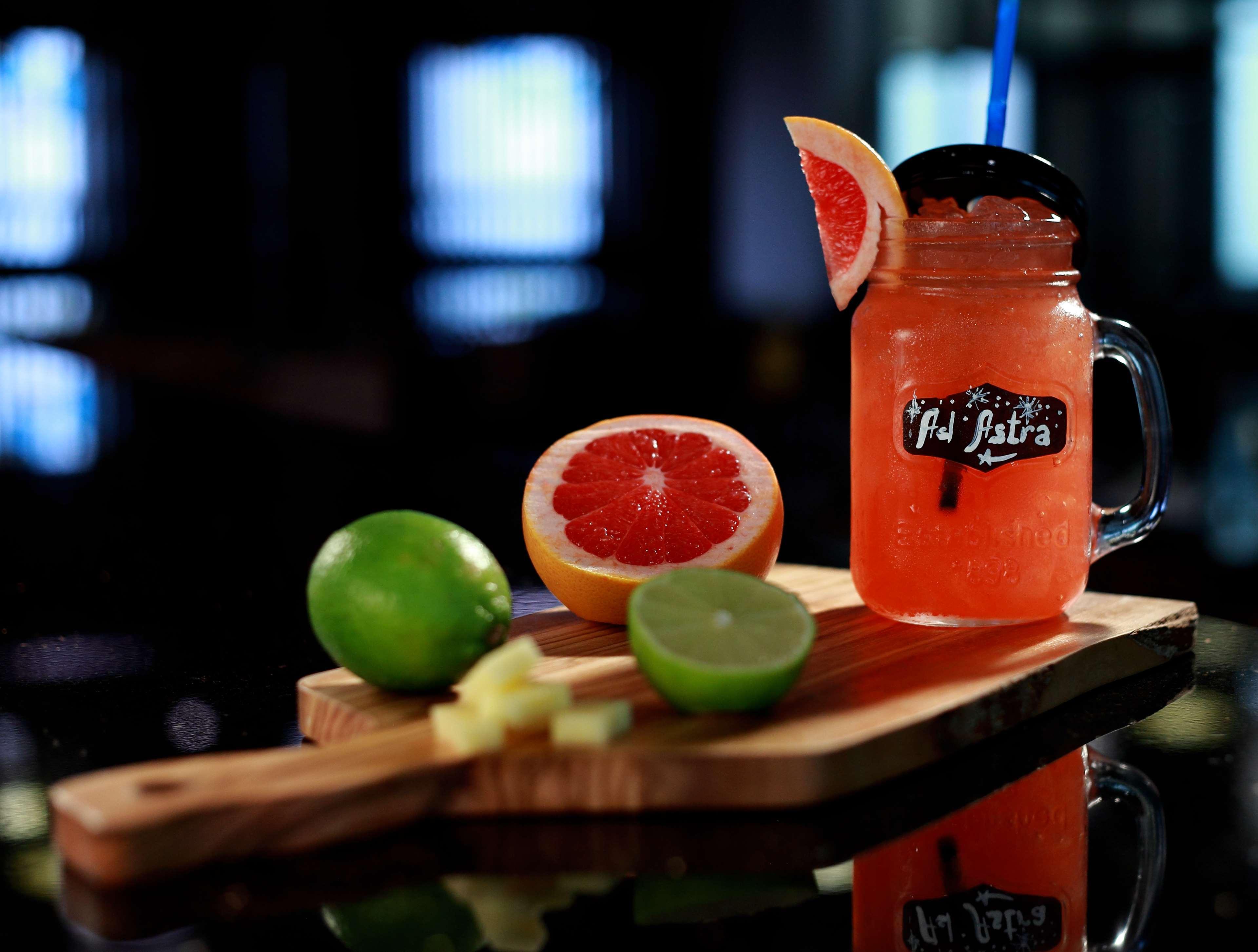 Radisson Blu Hotel יירבאן מראה חיצוני תמונה A grapefruit Paloma