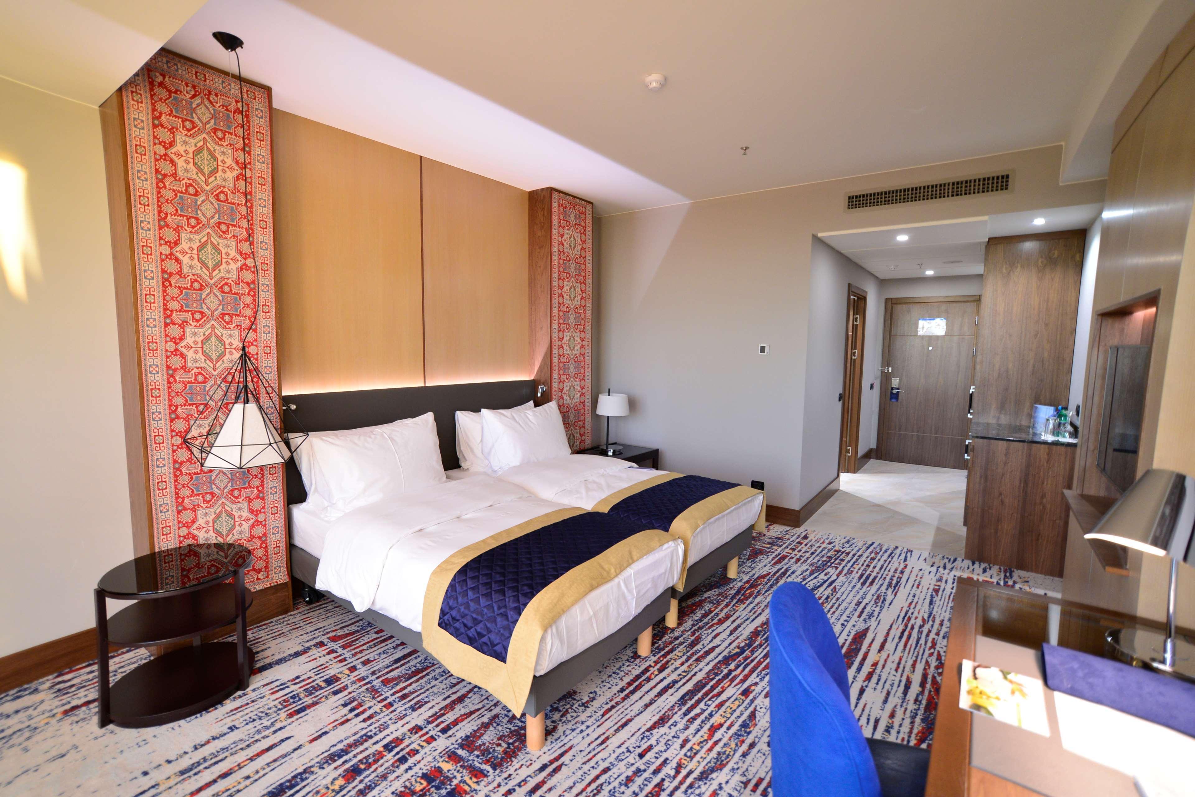 Radisson Blu Hotel יירבאן מראה חיצוני תמונה Deluxe room