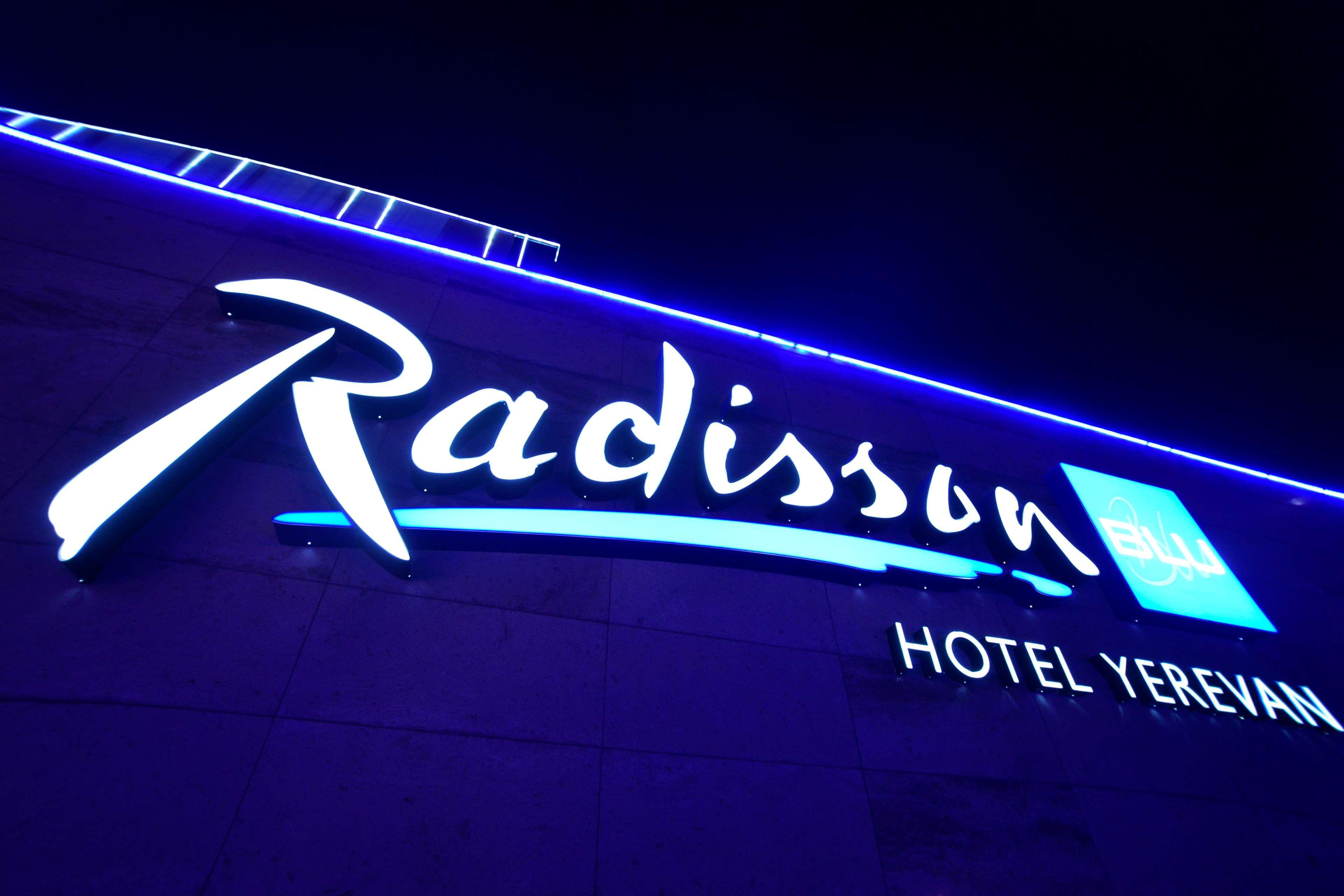 Radisson Blu Hotel יירבאן מראה חיצוני תמונה Radisson Hotel, Yerevan