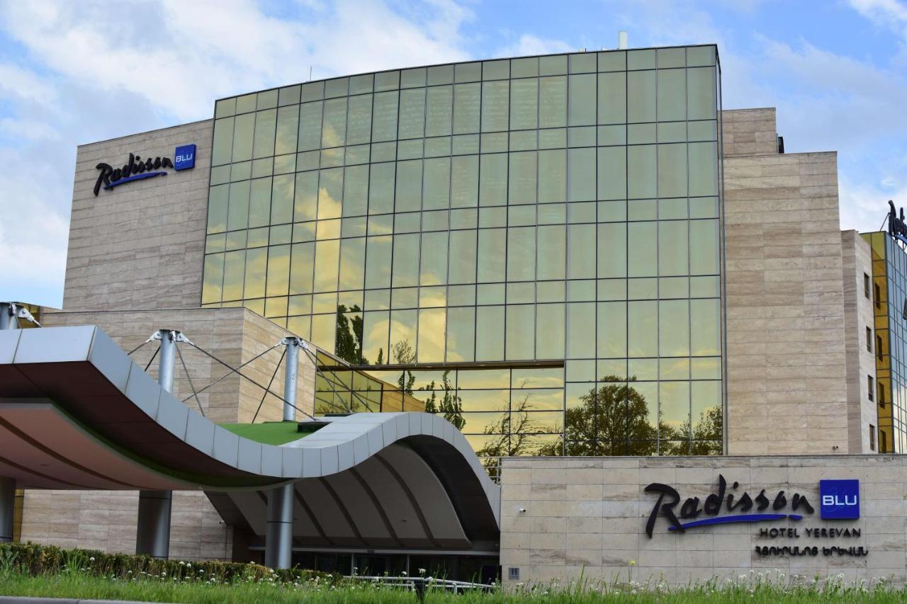 Radisson Blu Hotel יירבאן מראה חיצוני תמונה Radisson Blu Hotel, Vilnius