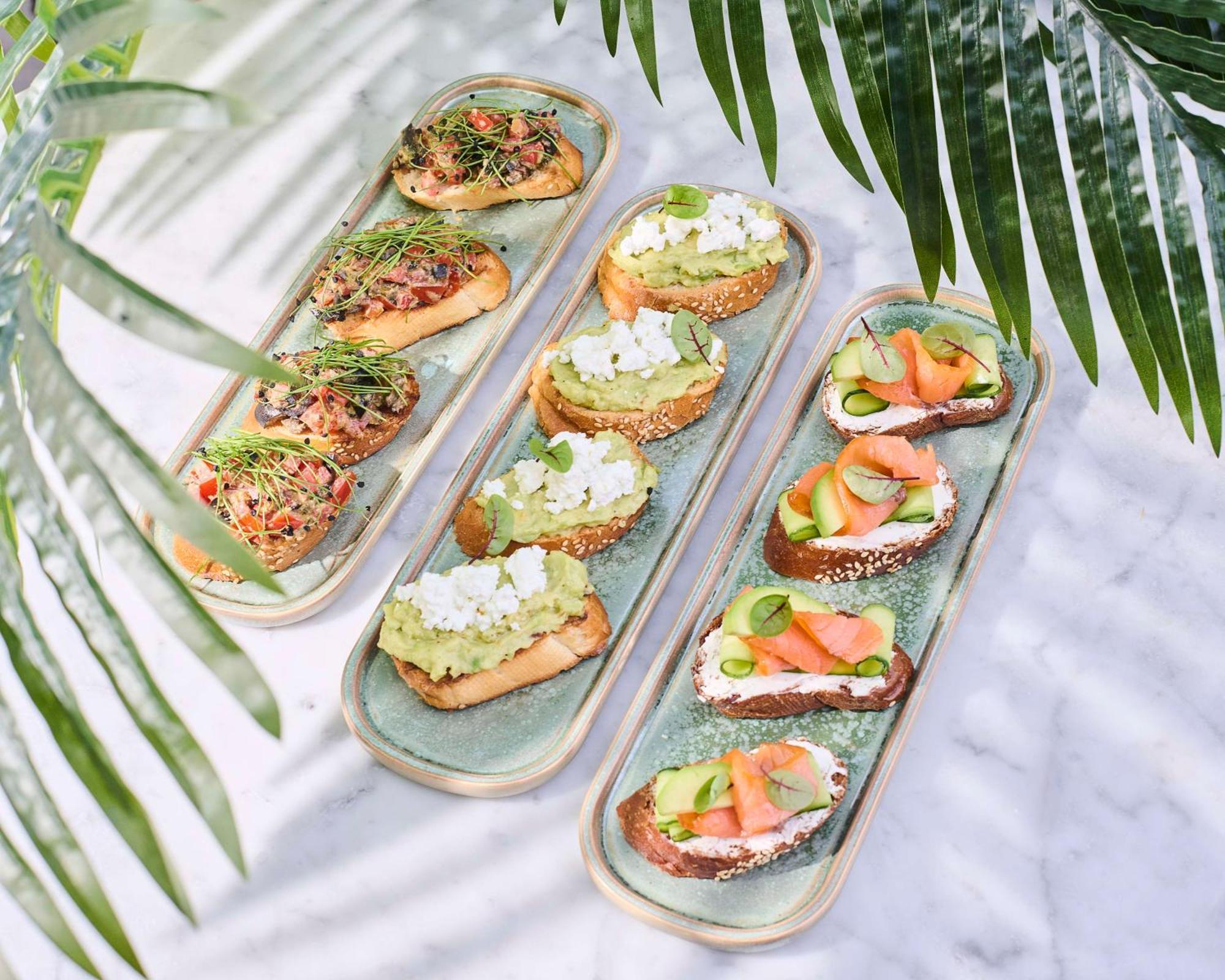 Radisson Blu Hotel יירבאן מראה חיצוני תמונה Bruschetta